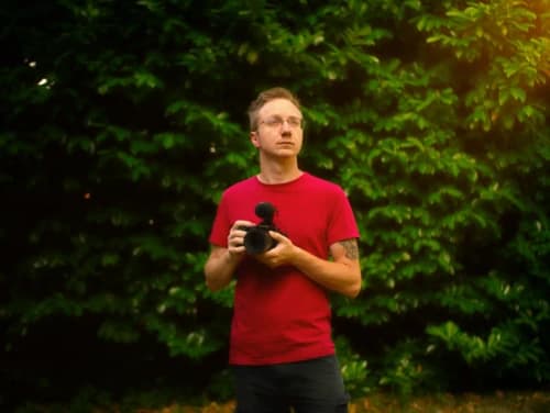 Jonathan (Mijeonasteroid) - Professional video editor, filmmaker and photographer portrait